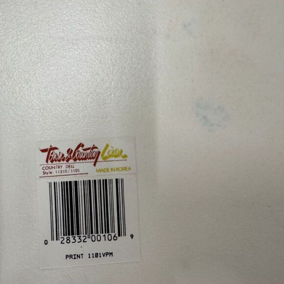 Vintage Cow Kitchen Lot – 4 Placemats, 2 Glass Milk Bottles, Large Jar w/ Lid - Picture 5 of 16